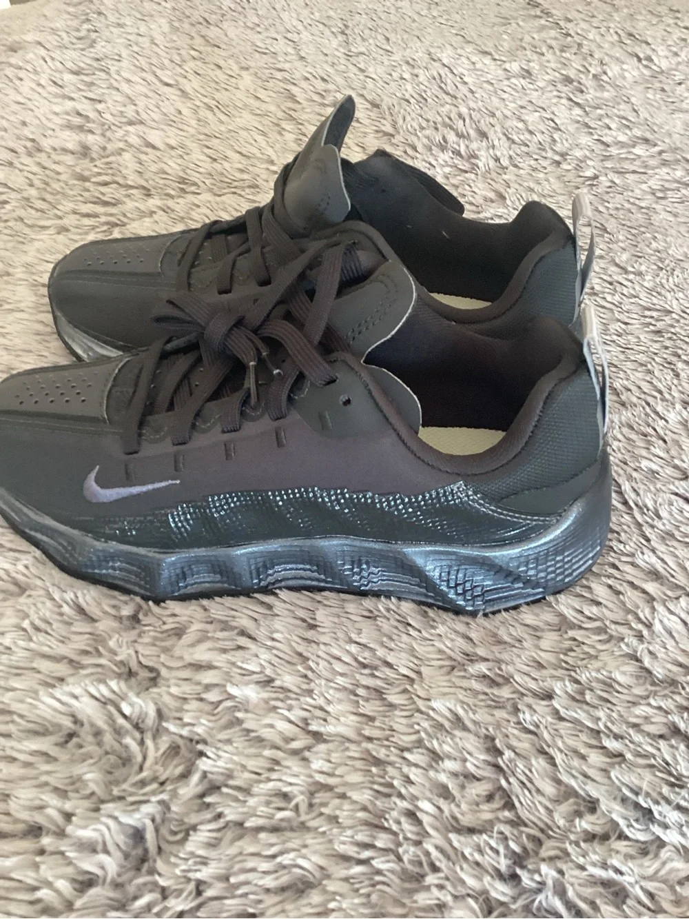 Kids  Black Athletic Sneakers - Low Top Comfort